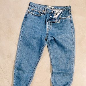 Levi’s boyfriend denim